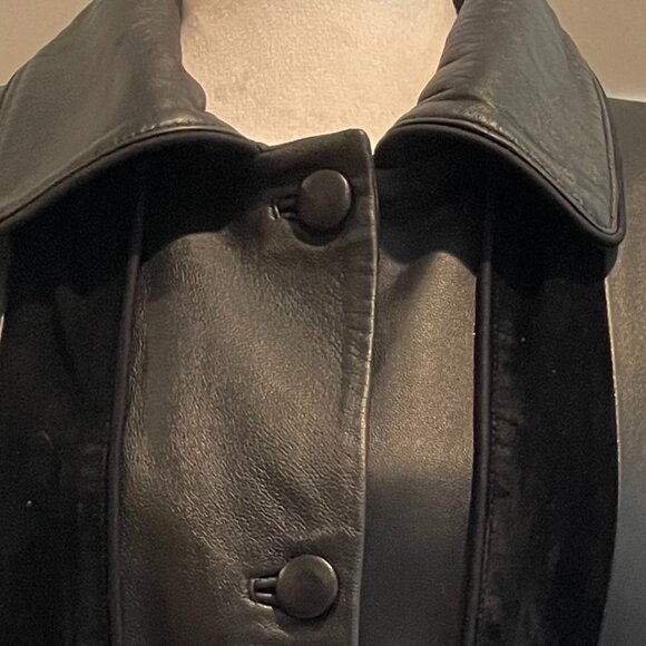 FAIR PERRE Women's Genuine Leather Jacket - Picture 2 of 5